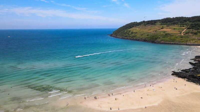 Jeju: Eastern UNESCO Sites Tour with Haenyeo Show - Authentic Moments and Practical Tips