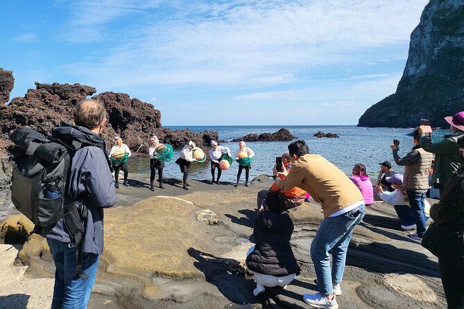 Jeju Island Bus Tour Or Taxi Tour in the East of Jeju island - FAQs