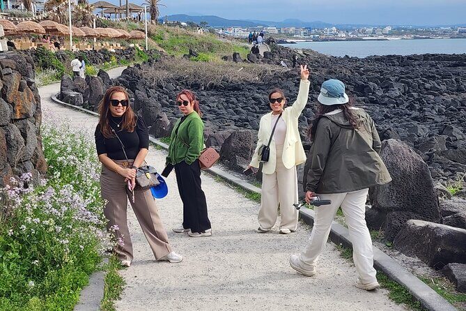 Jeju Island Popular Sightseeing Private Car Charter Tour 5/9hours - The Value in the Price