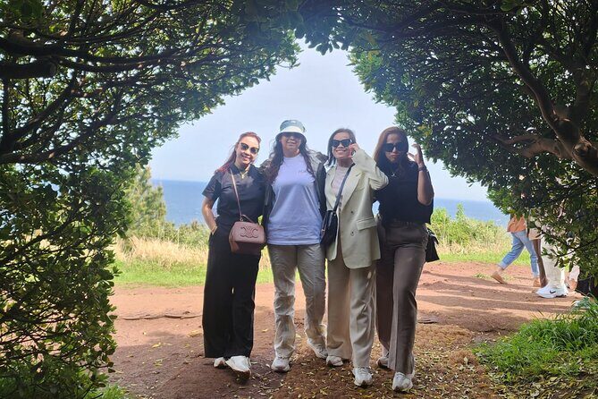 Jeju Island Popular Sightseeing Private Car Charter Tour 5/9hours - FAQ
