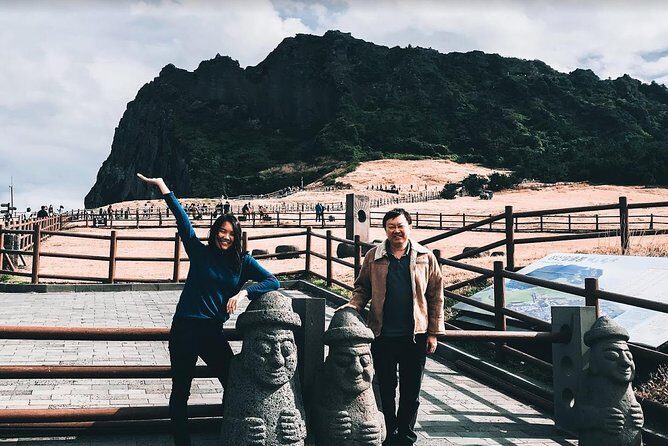 Jeju Island Private Taxi Tour : 2 Full days - Detailed Breakdown of the Itinerary