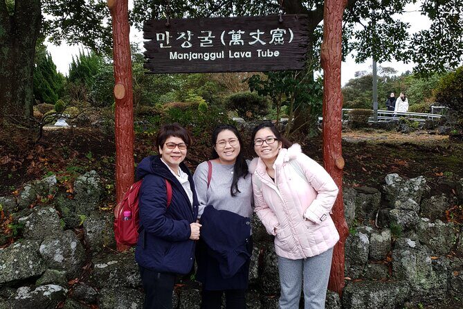 Jeju island Private Tour - UNESCO Day Tour & Haenyeo Performance - An Authentic Day Exploring Jeju’s Highlights