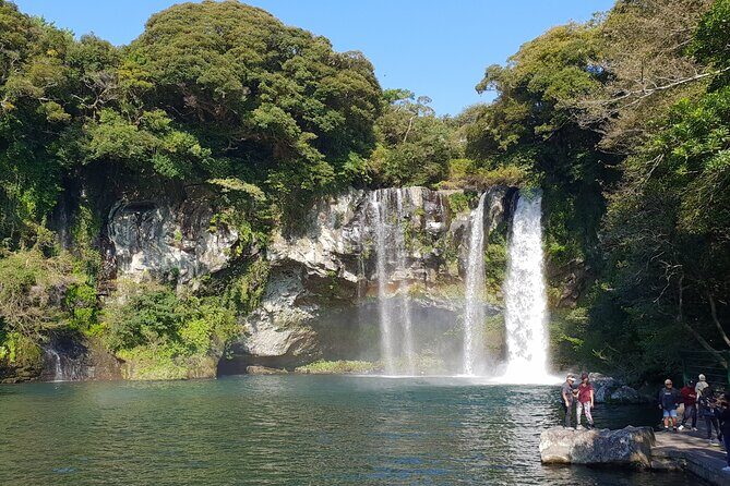 Jeju Premium Small Group UNESCO Day Tour - South Course - The Experience in Perspective