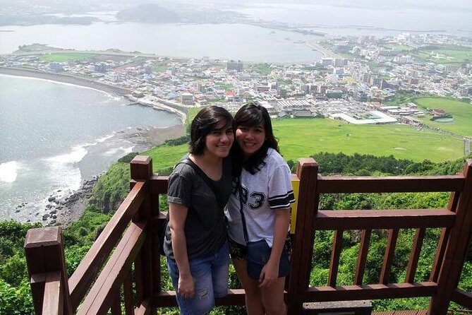 Jeju Private Full day tour of UNESCO Day Tour - An Introduction to Jeju’s Natural and Cultural Gems
