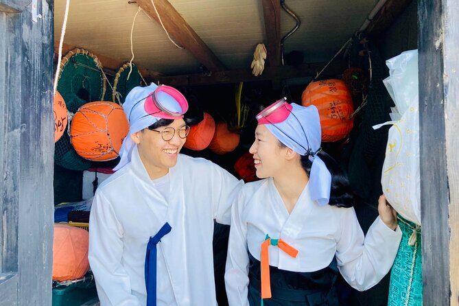 [Jeju] Private Photoshoot with Traditional pearl diver Haenyeo Costume - What to Expect from the Photoshoot