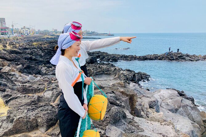 [Jeju] Private Photoshoot with Traditional pearl diver Haenyeo Costume - FAQ