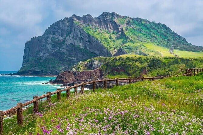 Jeju Unesco Eest course Package Private Van Guided Tour - Stop 7: Woljeongri Beach