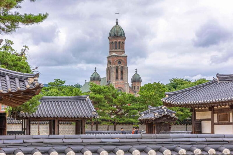 Jeonju Hanok Village Slow Walking Tour - A Detailed Look at the Jeonju Hanok Village Slow Walking Tour