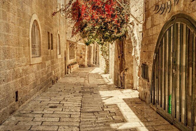 JERUSALEM private tour with ELAD VAZANA - Life in Israel & Palestine Then & Now - Key Points
