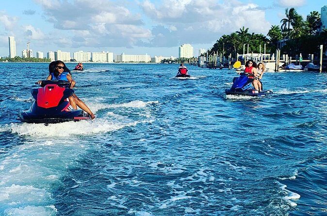 Jet ski Rentals - Exploring the Miami Jet Ski Experience in Detail