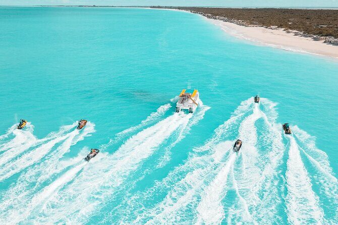 Jet Skiing around La famille ship and smaller pristine cays - An Overview of What You Can Expect
