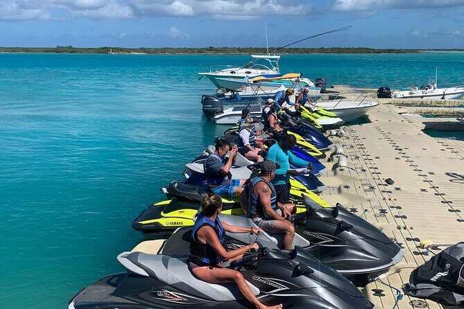 Jet Skiing around La famille ship and smaller pristine cays - The Practical Details