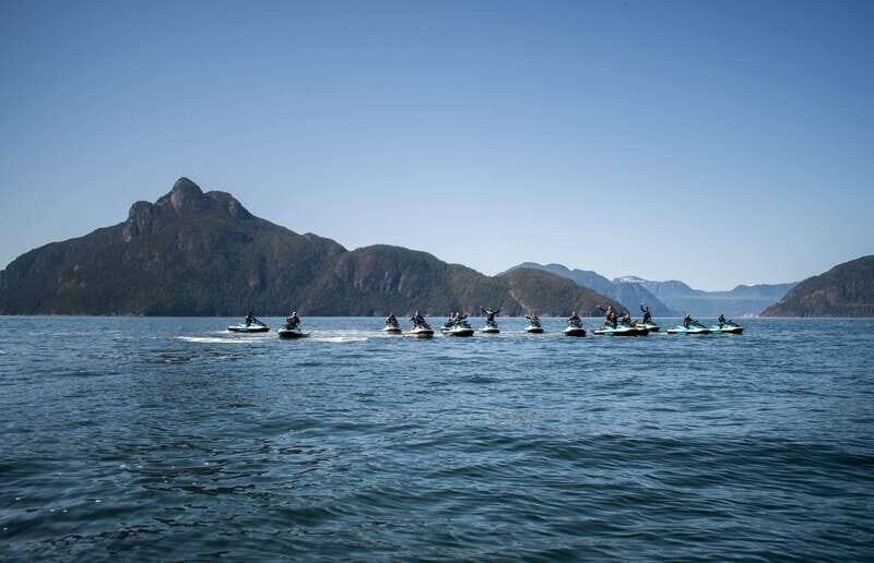 Jetski to Bowen Island, incl beer, wine, coffee or icecream - The Thrill of Jetskiing