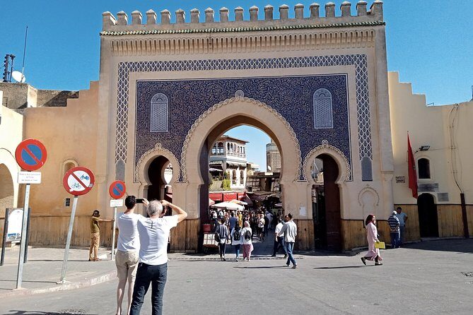 Jewish Quarters and Fes Old Medina Full Day Tour - Authentic Experiences and Authenticity