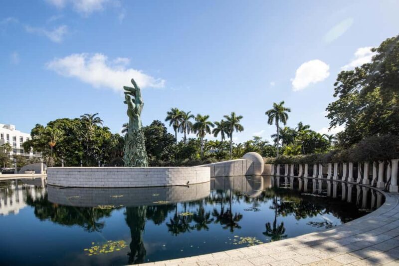 Jewish Sites Miami History Private Guided Walking Tour - Authentic Context and Local Insights