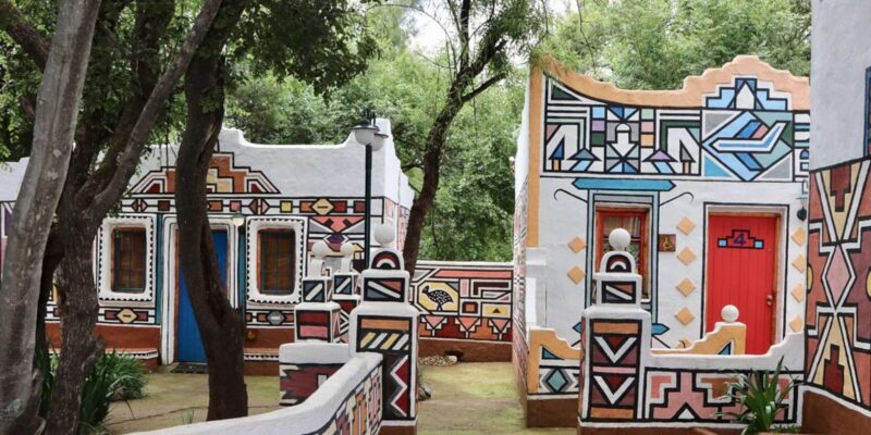 JHB: Lesedi Cultural Village Tour TRANSFER&ENTRANCE INCLUDED - Authenticity and the Guide Experience
