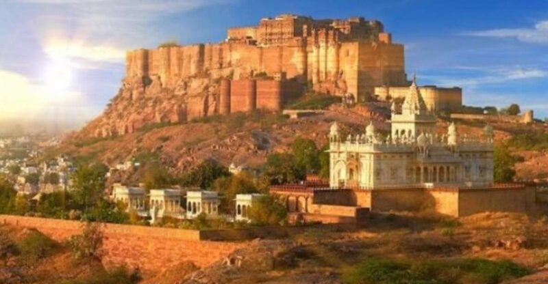 Jodhpur City Sightseeing Tour By Car With Guide - Key Points