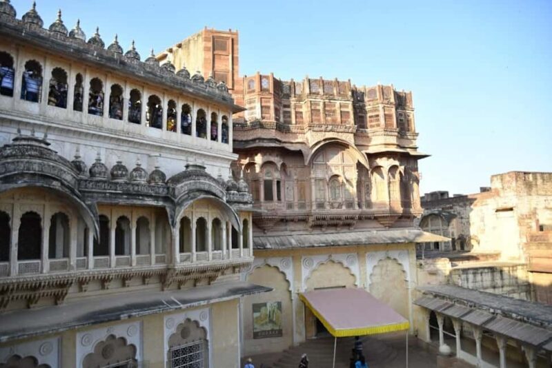 Jodhpur: Full-Day Guided Tour with Lunch & Entry Fees - Food and Refreshments