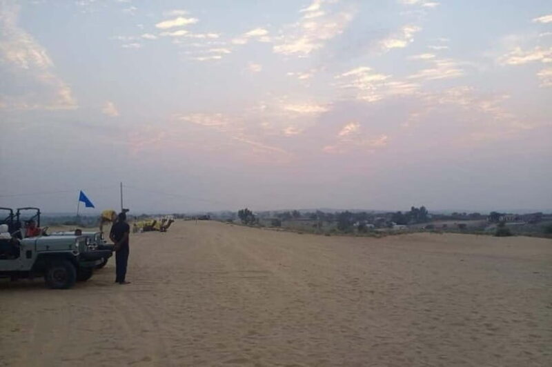 Jodhpur : Jeep Safari, Camel Ride,Buffet Dinner & Folk Dance - FAQs