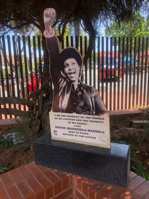 Johannesburg: City Tour with Old Fort & Cradle of Humankind - The Value Proposition
