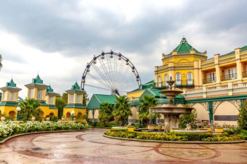 Johannesburg: Full-Day Tour with Gold Reef City Theme Park - Key Points