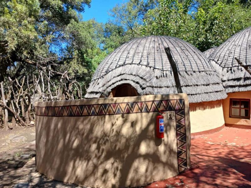 Johannesburg: Lesedi Cultural Village Show with Pickup - Key Points