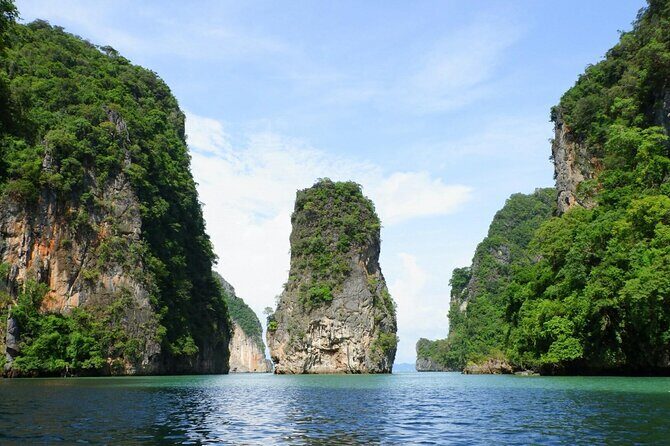 John Gray's Hong by Starlight with Sea Cave Kayaking + Loy Krathong From Phuket - Group Size and Accessibility