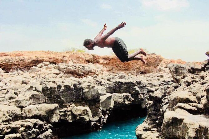 join us in this excursion of Sal island - Eighth Stop: Shark Bay