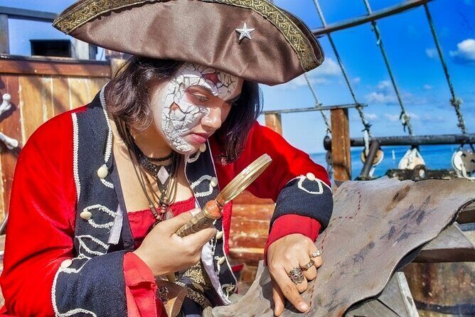 Jolly Roger Pirate Show and Dinner Cruise with Open Bar - Who Will Love This Experience