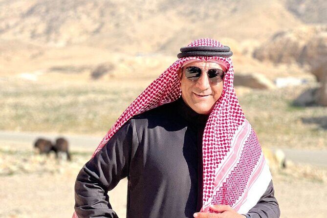 Jordan Tour: Private Driver - Luxurious car - Typical Itinerary and Destinations