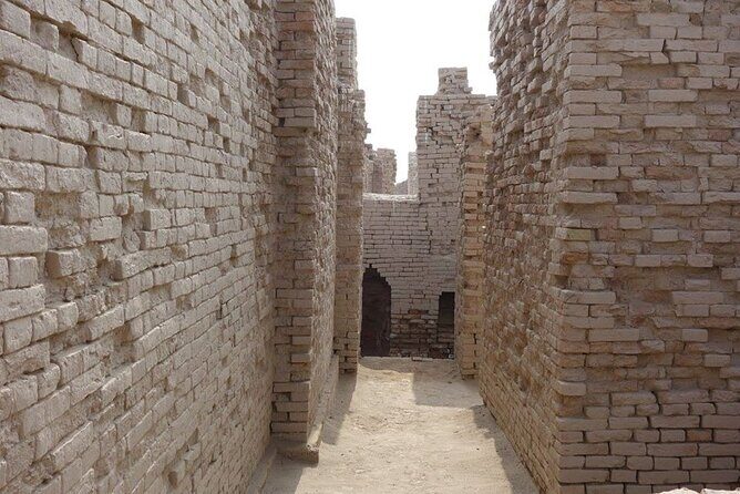 Journey through the Indus Valley -Mohenjo-Daro - Practical Details and Tips