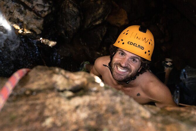 Juggler Canyon and Abseiling Adventure Blue Mountains - A Deep Dive Into the Experience