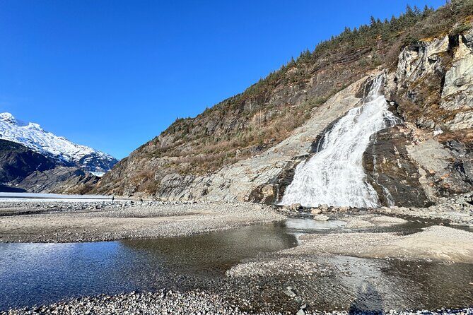 Juneau Top Sight Seeing Group Tour - Key Points