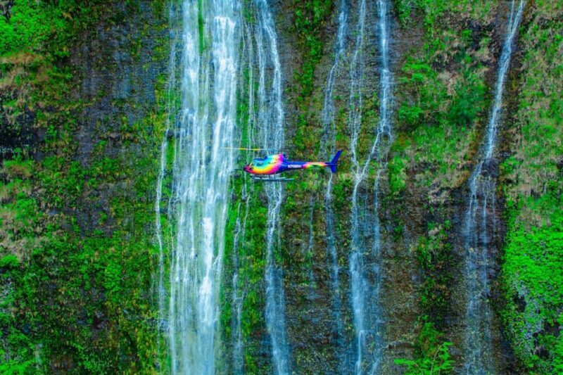 Kailua-Kona: Kohala, Volcanoes and Waterfall Helicopter Tour - The Itinerary: What You Can Expect