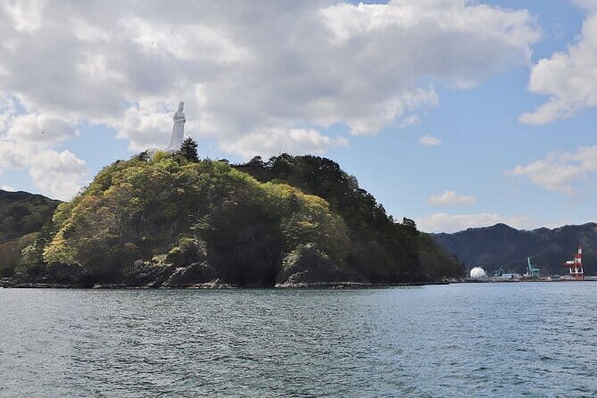 Kamaishi Bay Fishing Boat Cruise with Guided Local Fisherman - Discovering Kamaishi Bay: A Natural and Cultural Crossroads
