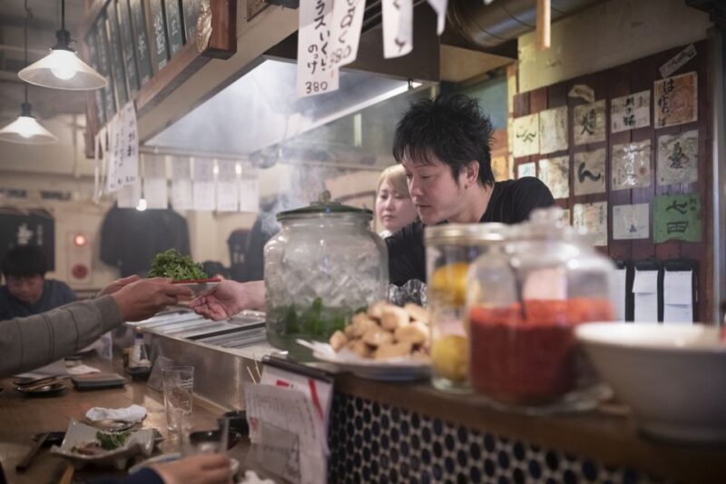 Kanazawa: Private Food Tasting Walking Tour - Exploring Kanazawa through Food and Landmarks