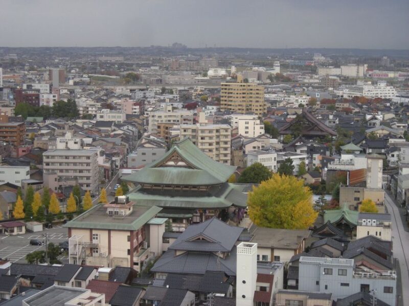 Kanazawa: Private Walking Tour with a Local - Key Points