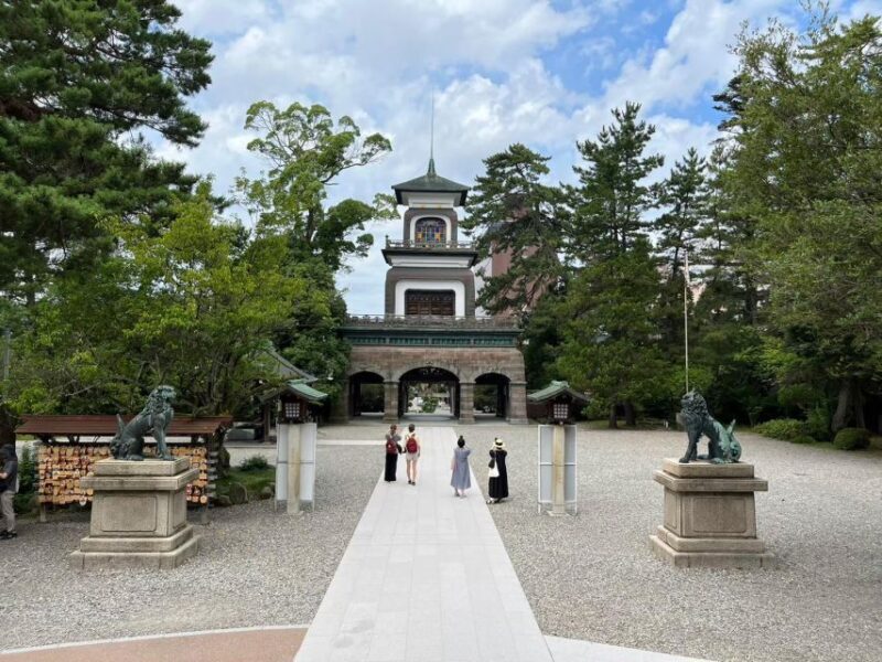 Kanazawa: Samurai, Matcha, Gardens and Geisha Full-Day Tour - A Deep Dive into Kanazawa’s Heritage