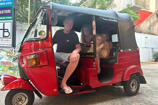 Kandy City Sightseeing Tour by Tuk Tuk - Introduction