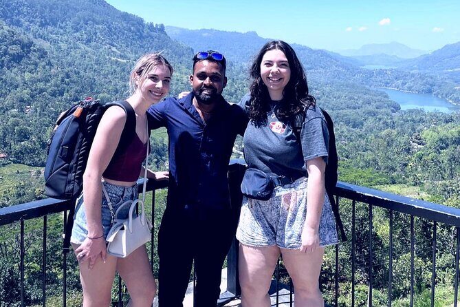 Kandy City Tour by TukTuk with Laka - FAQ