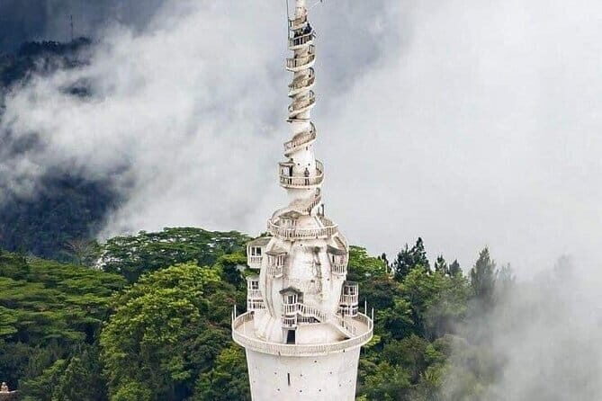 Kandy City Tour & Famous Ambuluwawa Tower with Friendly Chauffeur - Discover the Highlights of Kandy with a Private Chauffeur