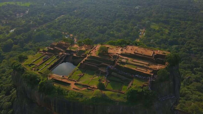 Kandy: Sigiriya Fortress & Cave Temple Full Day Private Tour - An In-Depth Look at the Tour