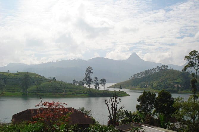 Kandy to Nallathanniya (Climb Adams Peak) - FAQs