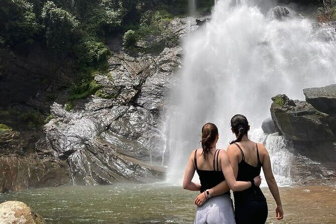 Kandy to Nuwara Eliya Private Day Tour: Tea Factory& Gregory Lake - Gregory Lake: Leisure and Relaxation