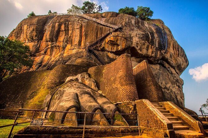 Kandy to Sigiriya and Dambulla Safari Day Tour - Key Points