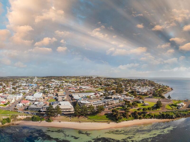 Kangaroo Island: Half-Day Tour Guided Coach Tour - Transportation, Timing, and Group Size