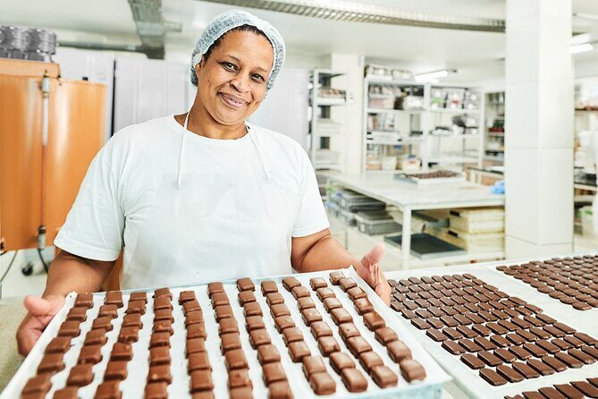 Kansas Citys Sweet Escape: Chocolate & Wine Tour - Who Should Consider This Tour?