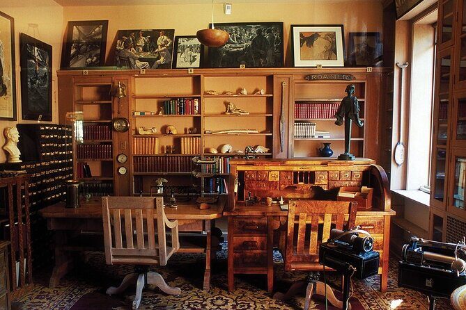 Karen Blixen Museum & Giraffe Centre Half day tour - Who Will Love This Tour the Most?