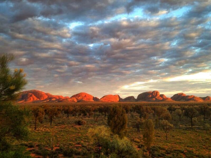 Kata Tjuta: Small Group Sunrise Tour with Picnic Breakfast - The Sum Up