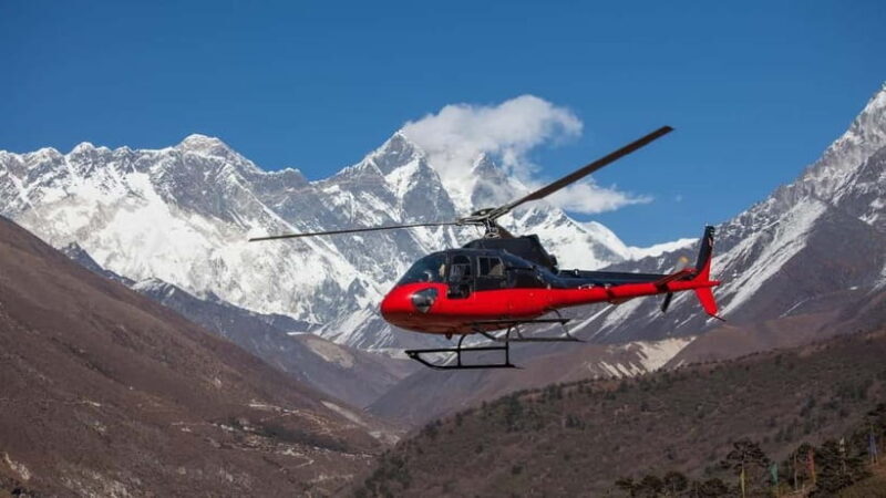 Kathmandu: 5-Day Everest Luxury Trek with Helicopter Ride - Key Points